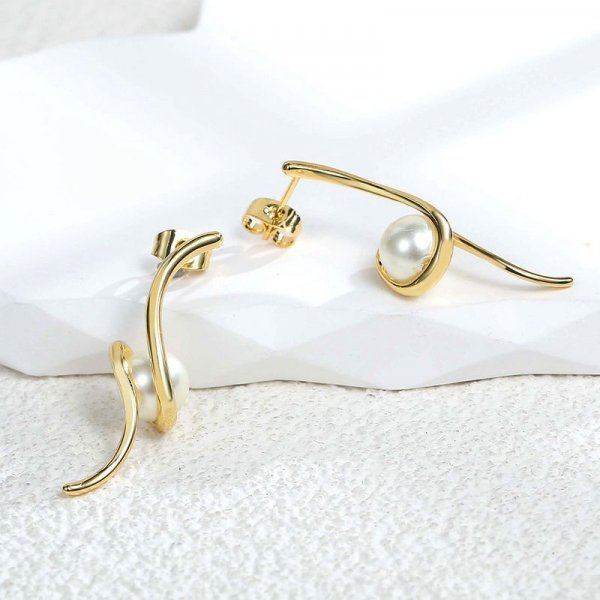 Fashion earrings simple design sense spiral pearl earrings long earrings